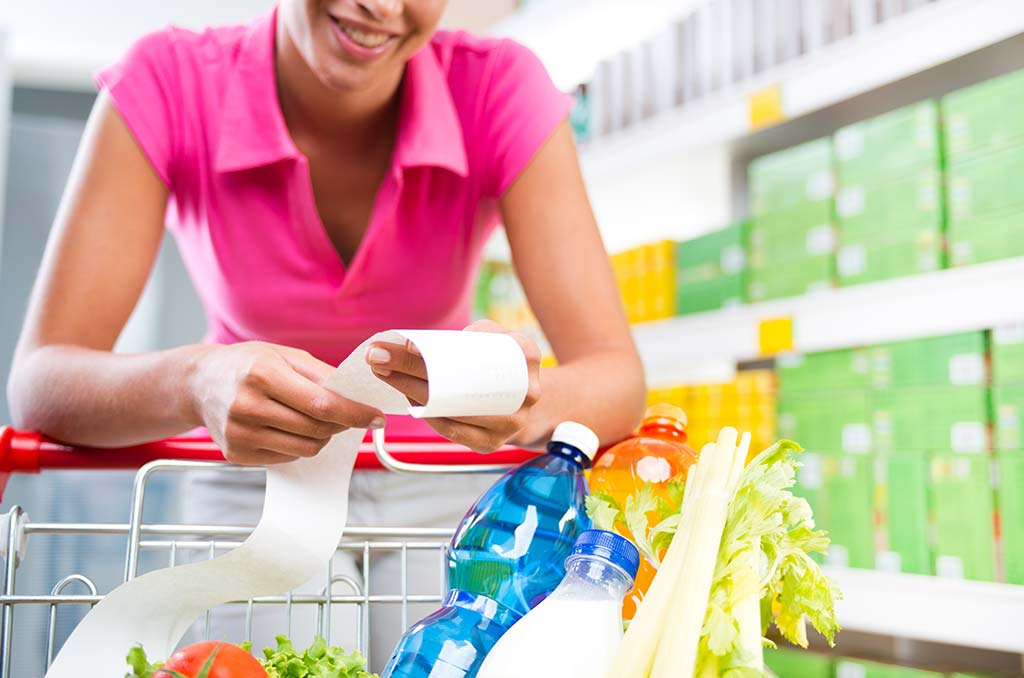 10 Easy Ways To Slash Your Grocery Bill Without Compromising Quality