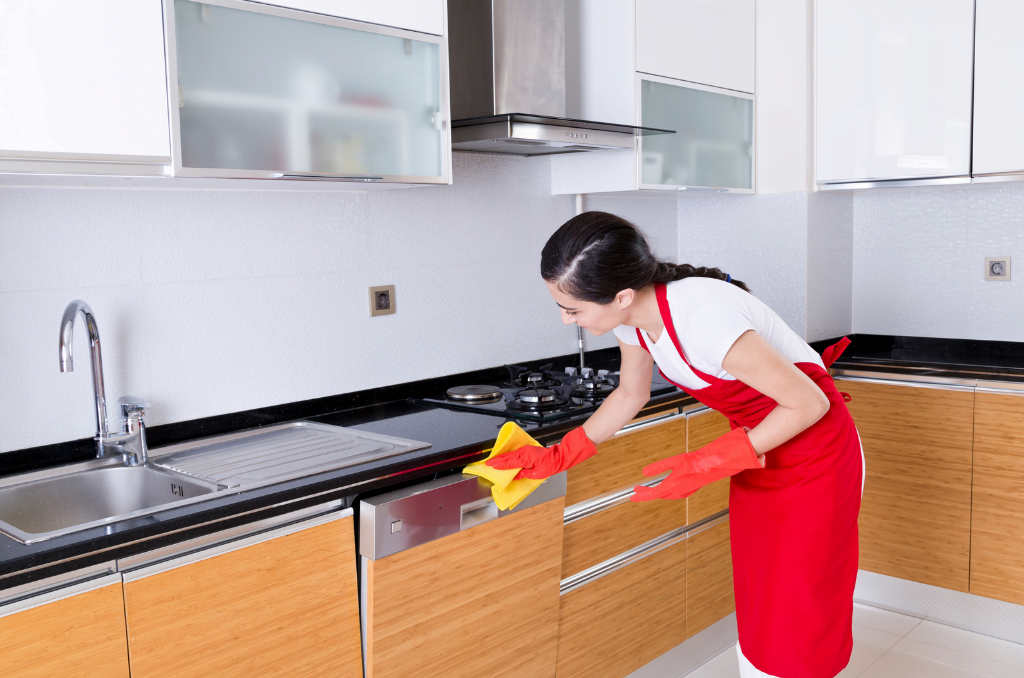 7 Must-Know Cleaning Hacks That Will Save Money, Time, and Effort 