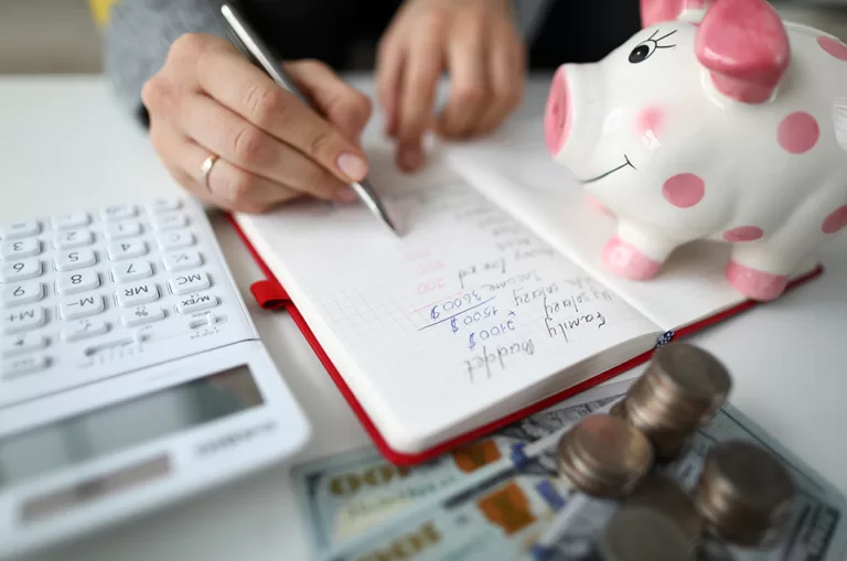 5 Easy Steps To Use A Money-Saving Binder