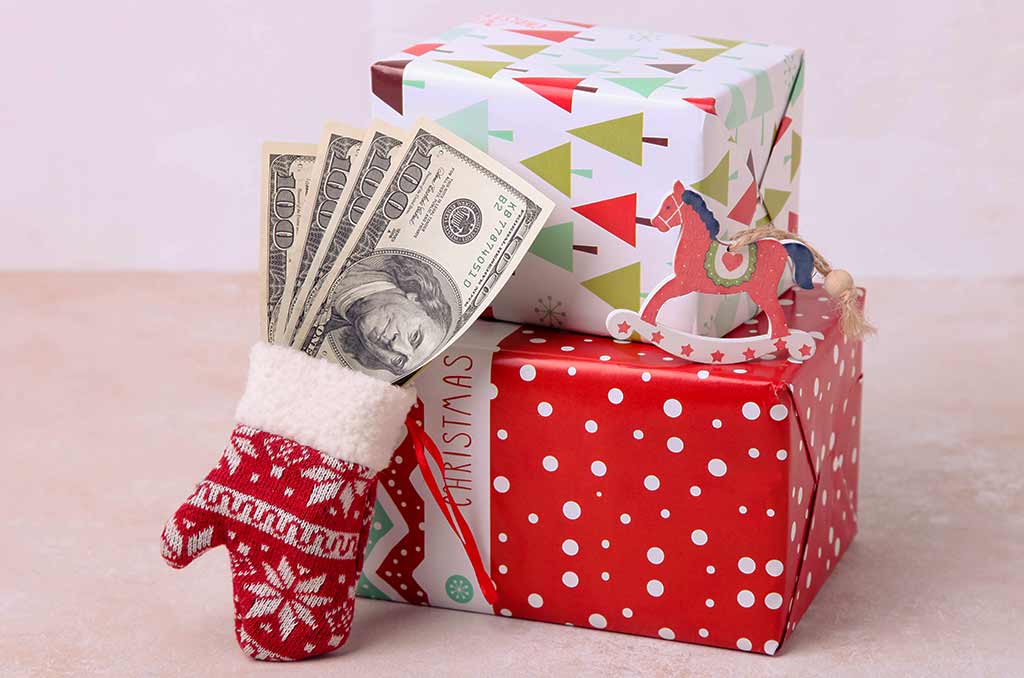 Financial Gifts for Christmas