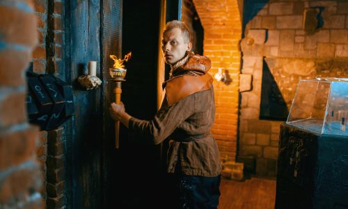 Ghost Tour Guide