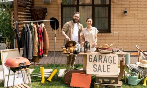 Host A Garage-Sale