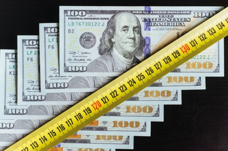 How Much Is A Six Figure Salary? Jobs To Earn A Six-Figure Income