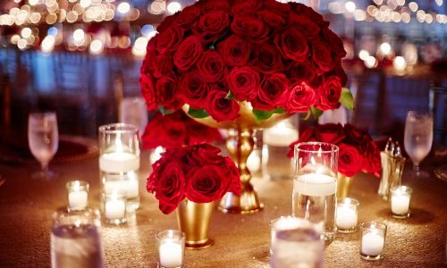 Romantic Red Roses Setup