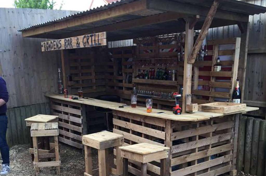 Rustic Bar Shed